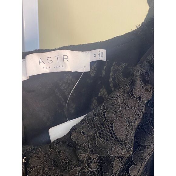 ASTR the Label NWT Chrisley Lace Long Sleeve Mini Dress in Black Size M - Picture 8 of 15